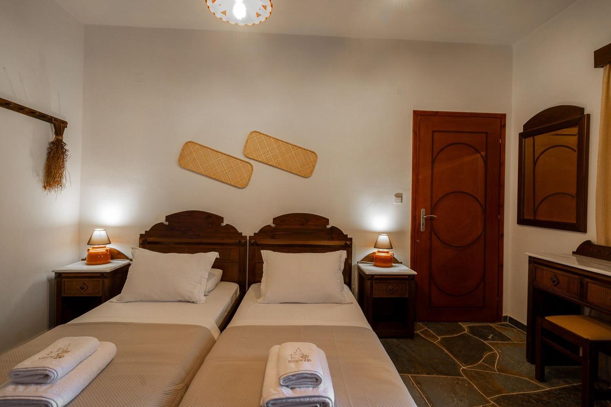 Mirsini Apartments In Sifnos Vathi  Zewnętrze zdjęcie